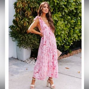 NWT VICI Tie Strap Midi Dress